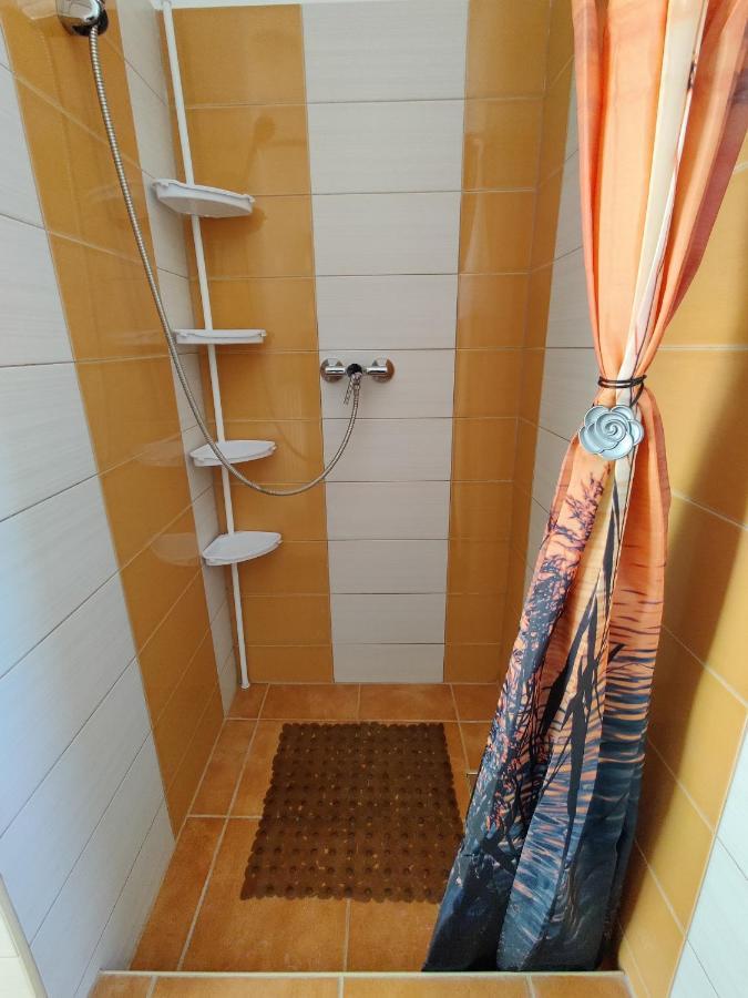 Katalin Apartmanhaz Μίσκολτς Εξωτερικό φωτογραφία