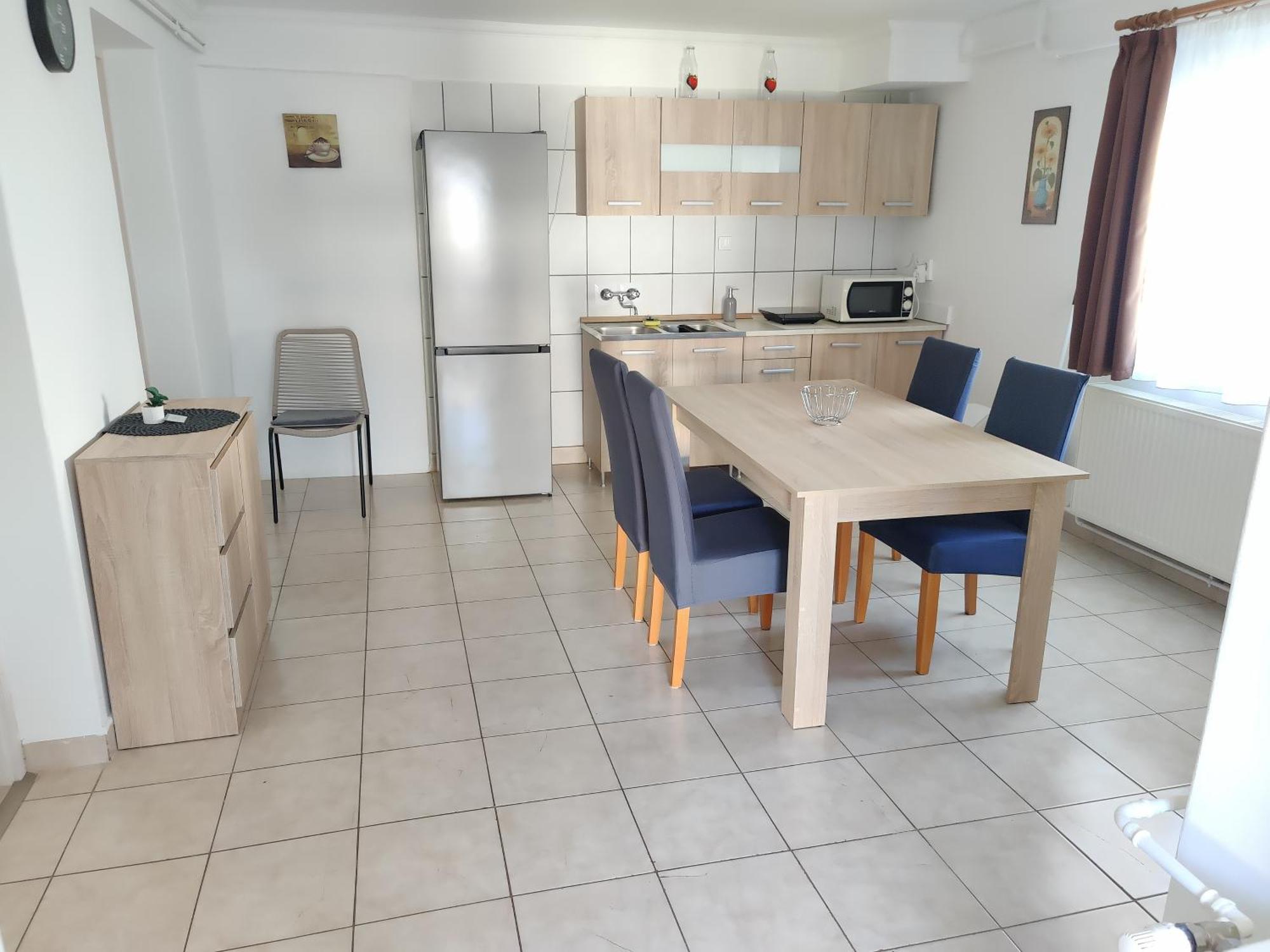 Katalin Apartmanhaz Μίσκολτς Εξωτερικό φωτογραφία